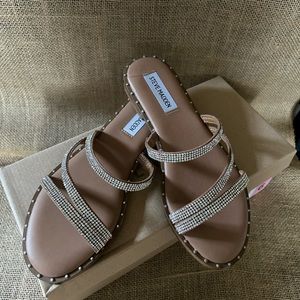 Size 6 Steve Madden Sandals